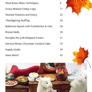 Puede incluir: Una tabla de contenido para un libro de cocina de Acci&oacute;n de Gracias con una imagen de una fiesta de Acci&oacute;n de Gracias en miniatura con dos ratones blancos. La tabla de contenido incluye recetas para piernas de pavo estofadas en salsa, pur&eacute; de papas y salsa, relleno de Acci&oacute;n de Gracias, calabaza moscada con ar&aacute;ndanos y queso feta, pretzels, pastel de calabaza con crema batida, pastel de chocolate fondant abundante de la cosecha, gu&iacute;a de suministros y m&aacute;s.