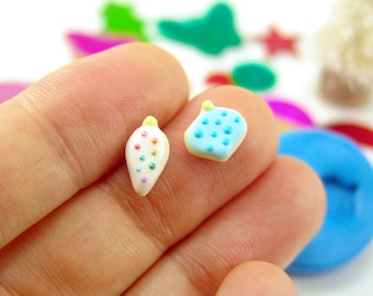 Stampo in argilla polimerica //Stampo per biscotti in silicone flessibile per case delle bambole // Decorazioni natalizie per progetti di gioielli alimentari e in scala 1:12