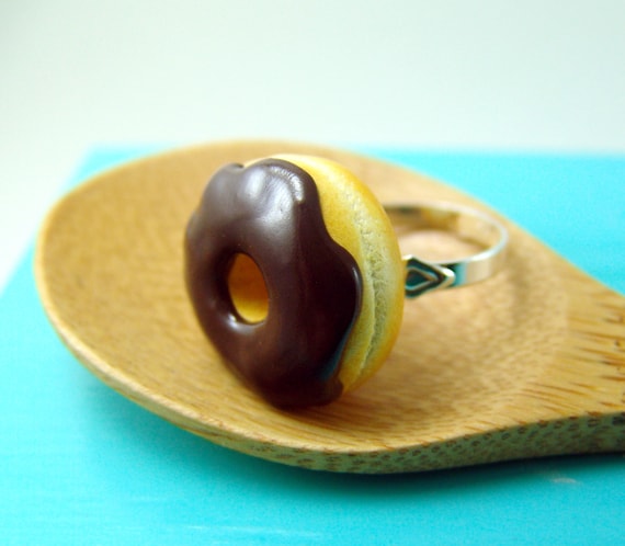 Donut ring shop