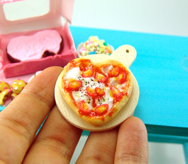 Miniature Tutorial - How to Sculpt Miniature Valentine's Day Foods From ...