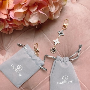 Fleur pour sac à main porte-clés breloque sac à main de luxe breloque pour sac à main chaîne en or pour sacs à main / sacs / accessoires de sac à main de créateur / breloque de sac pour femme