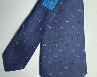 Cravate Hermès En Soie à Motif Hibou – Couleur Jaune, Occasion, Pour Homme, Classique Et élégante