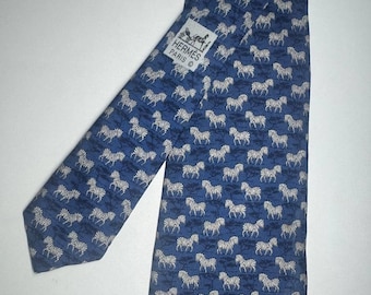 Vintage 90's  Hermes silk Neck tie ///7110 OA  ///-100% silk -Made in France 1990's