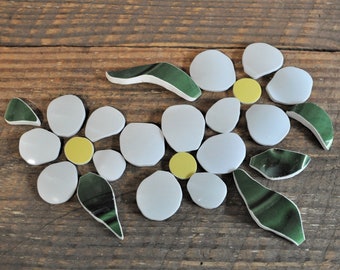 Bee Mosaic Tiles Broken Cut China Plate Mosaics Flowers & Yellow Jacket Bee Mosaic Tiles Broken Cut China Plate Mosaics Flowers & Yellow Jacket