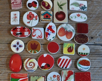 30 Broken China Mosaic Tiles, Shades of Red, Tile Assortment, Cabochon Collection, Recycled Material, Assemblage, Jewelry Art Supply, Floral