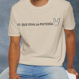 Camiseta Que Viva La Puteria, camiseta de fiesta española, camiseta con vibraciones de fin de semana