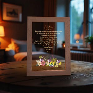 Luz de noche con letras escritas a mano personalizadas con flores como regalo de San Valentín, marco de letras personalizado para regalo de parejas, regalo de aniversario