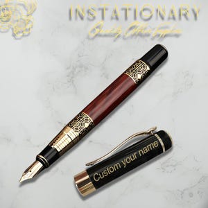 Gepersonaliseerde elegante gegraveerde vulpen, gepersonaliseerde gegraveerde pen, goud en hout, luxe afwerking, verzwaarde schrijfpen