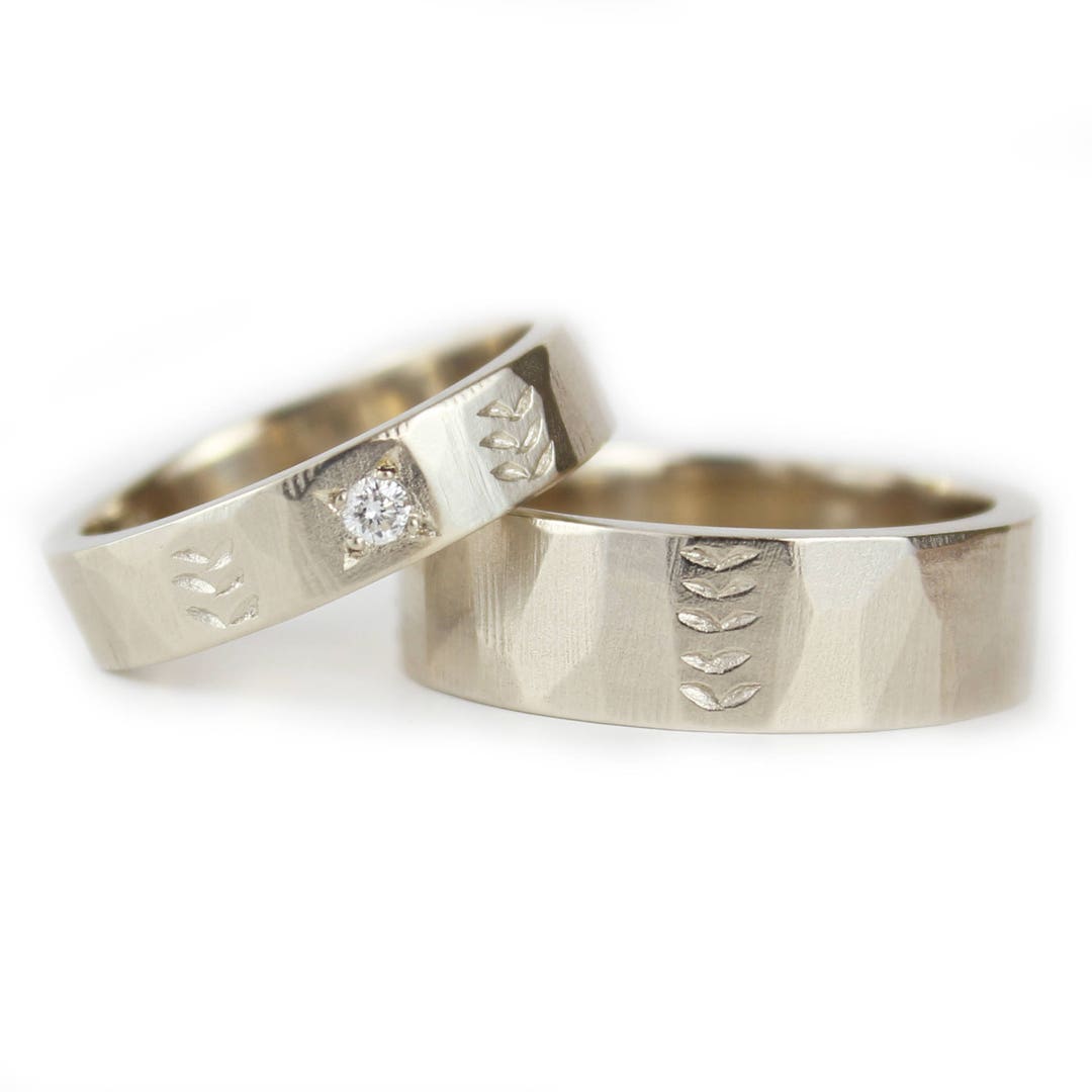5659022 Wedding Bands His and Hers, Wedding Ring Set, His and Hers Wedding ...