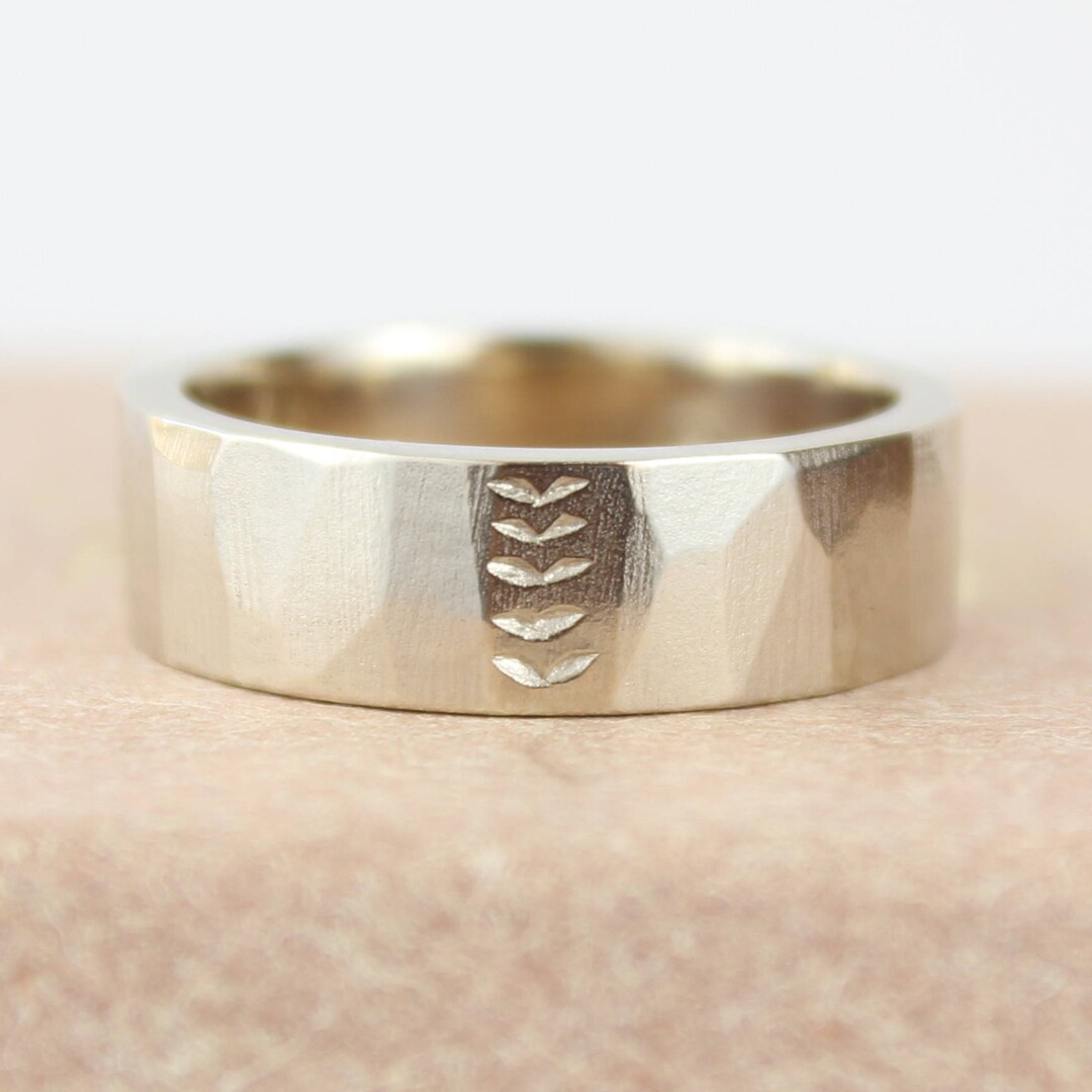 5659022 Mens Wedding Band, White Gold Mens Wedding Ring, Mens Ring - Etsy