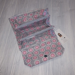 Cartera de mano esencial - Cartera de mano - Cartera de acordeón - Gris con cartera floral rosa