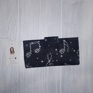Cartera triple - Cartera para mujer - Cartera de tela - Funda para chequera - Ranuras para tarjetas - Billetera para efectivo - Regalo - Regalo para ella - Listo para enviar