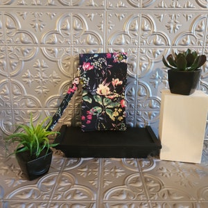 Phone Wristlet - Wristlet Wallet - Wristlet Purse - Wristlet - Clutch - Coin Pouch - Card Slots -  Gift for Mom - Bridesmaid - Phone Wallet