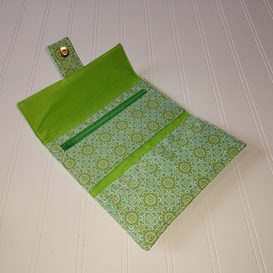 Womens Wallet - Wallet - Fabric Wallet - Billfold - Card Holder - Women - Gift - Wallet - Green Wallet - Ready To Ship