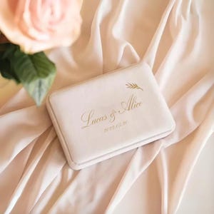 Caja de joyería personalizada para collares, anillos, pendientes y pulseras / Caja de regalo de boda para novias y damas de honor / Organizador de joyas
