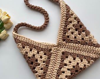 Triangle Granny Square Tote Bag Crochet Pattern, T-Shirt Yarn Shoulder Bag PDF, Granny Stitch Bag Pattern, Step-by-Step Video Tutorial
