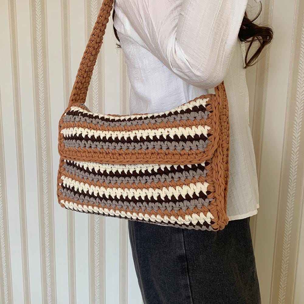 おさる　y.a.r.n. original shoulder bag おさる y.a.r.n. original shoulder bag Vintage The Sak Purse