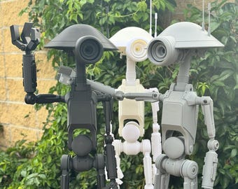 Complete Pit Droid: volledig gemonteerd!