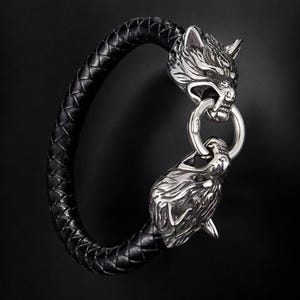 Retro Viking Double Wolf Head Leather Bracelet – Men’s Trendy Charm Jewelry