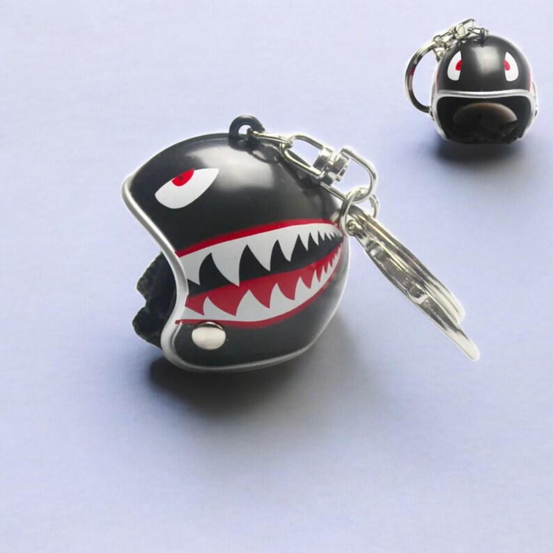 Mini Motorcycle Helmet Keychain – Cute Safety Helmet Key Ring, Car Key ...