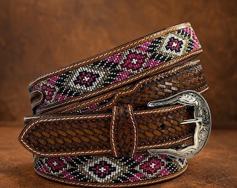 Cintura western in pelle pieno fiore con perline, cinturino da cowboy/cowgirl con fibbia rimovibile, cinturino personalizzato con incisione e decorazioni floreali intagliate.