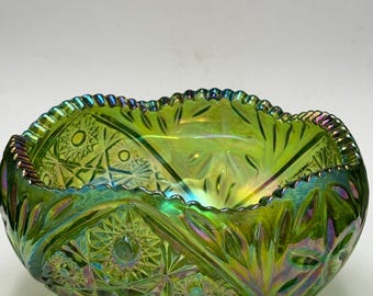 Vintage LE Smith emerald carnival glass hobstar and daisy bowl