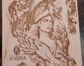 Holzschnitzerei: Mythologischer Krieger, Eule, Berge, Anime - Wandkunst