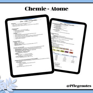 Puede incluir: Dos tabletas digitales que muestran notas manuscritas sobre conceptos de química, incluidos los átomos y sus propiedades. Las tabletas tienen bordes negros y están sobre un fondo azul claro con un diseño floral. El texto "Chemie - Atome" está en la parte superior.