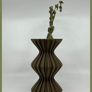 Sorell: Playful 3D Printed Vase
