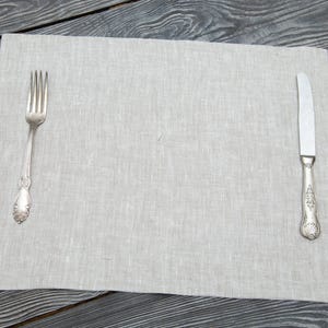 Raw linen placemats Set - Rustic Table Decor - Minimalist Linen Placemats - Farmhouse Kitchen Linens