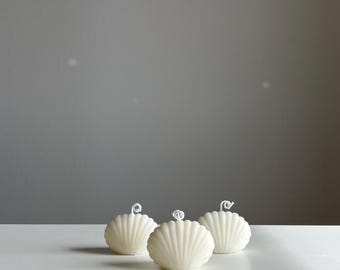 Mini Shell Candle: Coastal Decor, Beach Wedding Favors