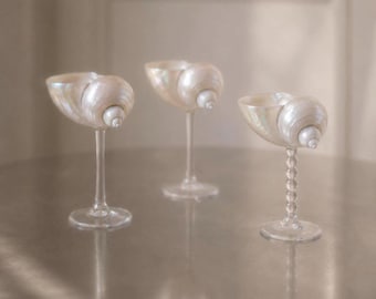 Turban Shell Coupe Glasses, Mother of Pearl Cocktail Glass, Handblown Stem Barware, 2026 Wedding Table Decor, One of a Kind Coastal Gift