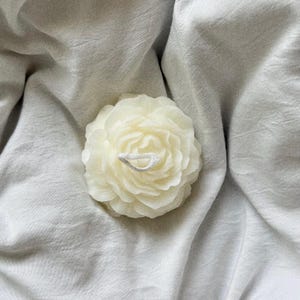 Handmade Peony Soy Candle: Floral Wedding Decor