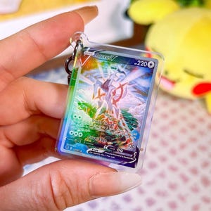 Porte-clés holographique en acrylique Arceus V 166 Étoiles Brillantes Pokémon TCG