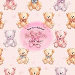 Könnte beinhalten: Ein nahtloses Muster mit Aquarell-Teddybären in verschiedenen Farben, darunter Rosa, Beige und Lavendel, jeder mit einer Schleife. Die Bären sind auf einem hellrosa Hintergrund mit herzförmigen Akzenten angeordnet. Der Text lautet "Seamless Pattern" und "JPG PNG 10"X10" 300 DPI".