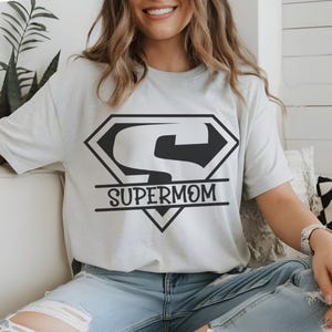 Super Mom Shirt, Mother&#39;s Day Shirt, Super Mother Tee, Super Mom Gift Shirt, Mother&#39;s Day Gift, SuperMom T-shirt, Mom Shirt, Funny Mom Shirt