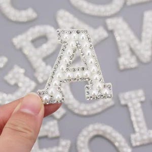 Parche de tela de diamantes de imitación adhesivos con letras de alta calidad de 4,5 cm, parche de bricolaje adecuado para ropa, bolsos, sombreros, accesorios de pantalones