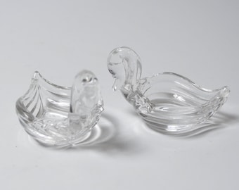 vintage pair HEISEY crystolite swan salt cellars