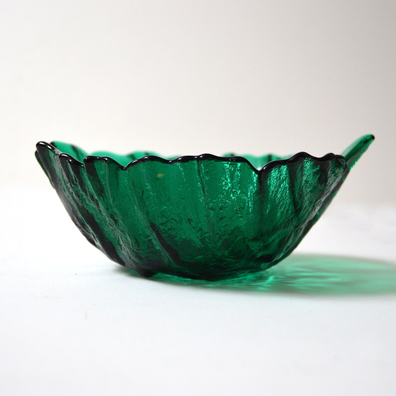 Vintage BLENKO 838 green cabbage leaf bowl Etsy