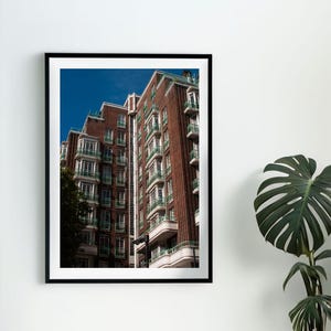 London Art Deco Building Print, Wall Decor Art Print, Vintage Travel Poster, Retro Home Office Decor, Gift for Travelers, Rolled Posters,