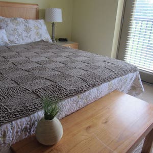 Himmlische Plüsch Hand stricken afghanischen / werfen Decke neutralen Tan