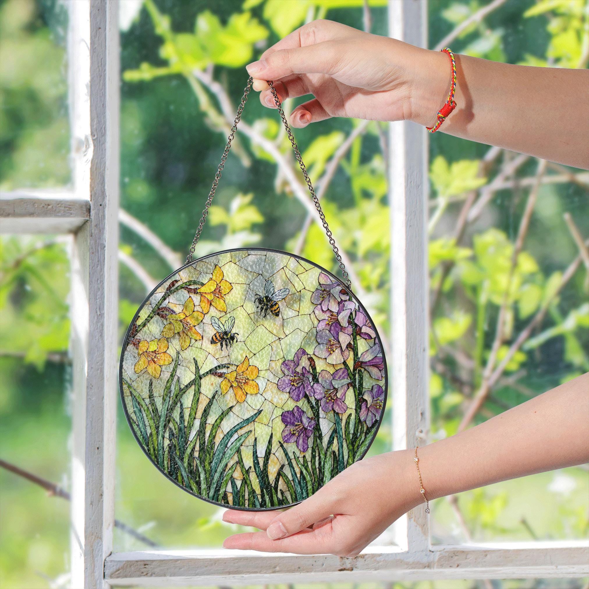 Acchiappasole in vetro colorato con api e fiori selvatici, decorazione per finestra rotonda, regalo per amanti della natura - Italia