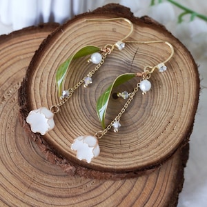 Lily of the Valley Drop Earrings, Handmade Resin Floral Jewelry, Trendy Flowers Dangle Earring for Gifts