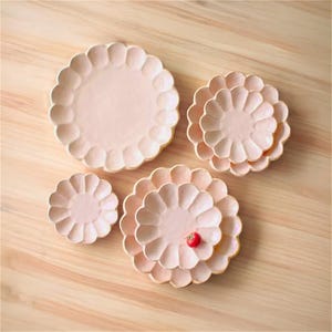 Kaneko Kohyo Rinka Handmade Plate Set: Pink Flower, Japanese Porcelain Dinnerware
