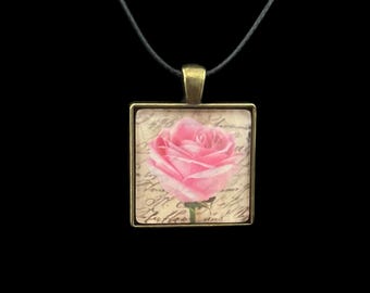 Handmade vintage vibe flower pendant statement necklace