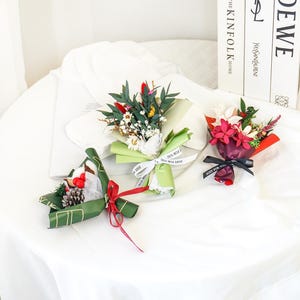 Mini Dried Flower Bouquet: Romantic Rose & Hydrangea Boutonniere