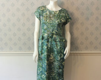 Vintage 1950s Blue and Green Abstract Floral Peplum Short Sleeve Wiggle Dress