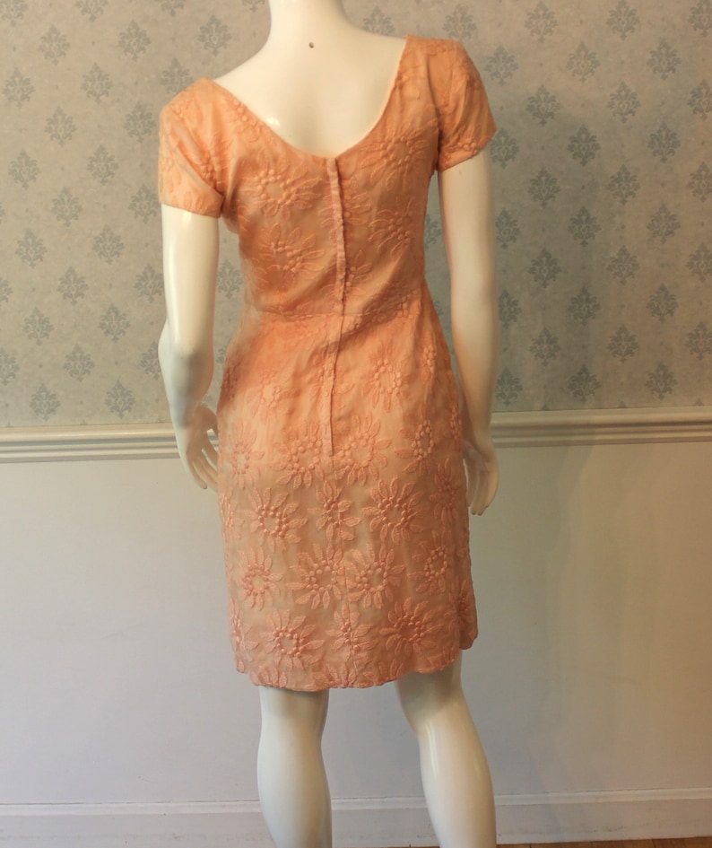 Vintage 1960s Jefri Peachy Pink Floral Overlay Short Sleeve Wiggle Dress image 4