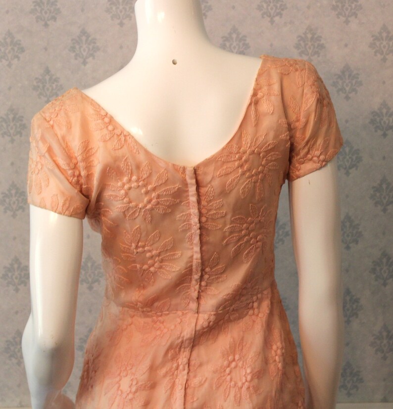Vintage 1960s Jefri Peachy Pink Floral Overlay Short Sleeve Wiggle Dress image 5