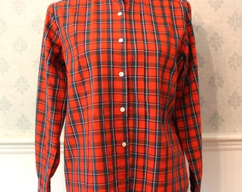 Vintage Levi's Plaid Long Sleeve Women's Button Down Shirt or Blouse